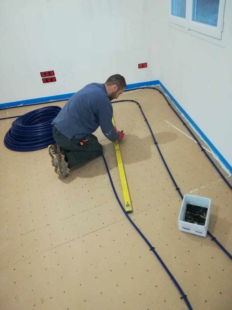 48944771_2275826219103206_659068473942474752_n