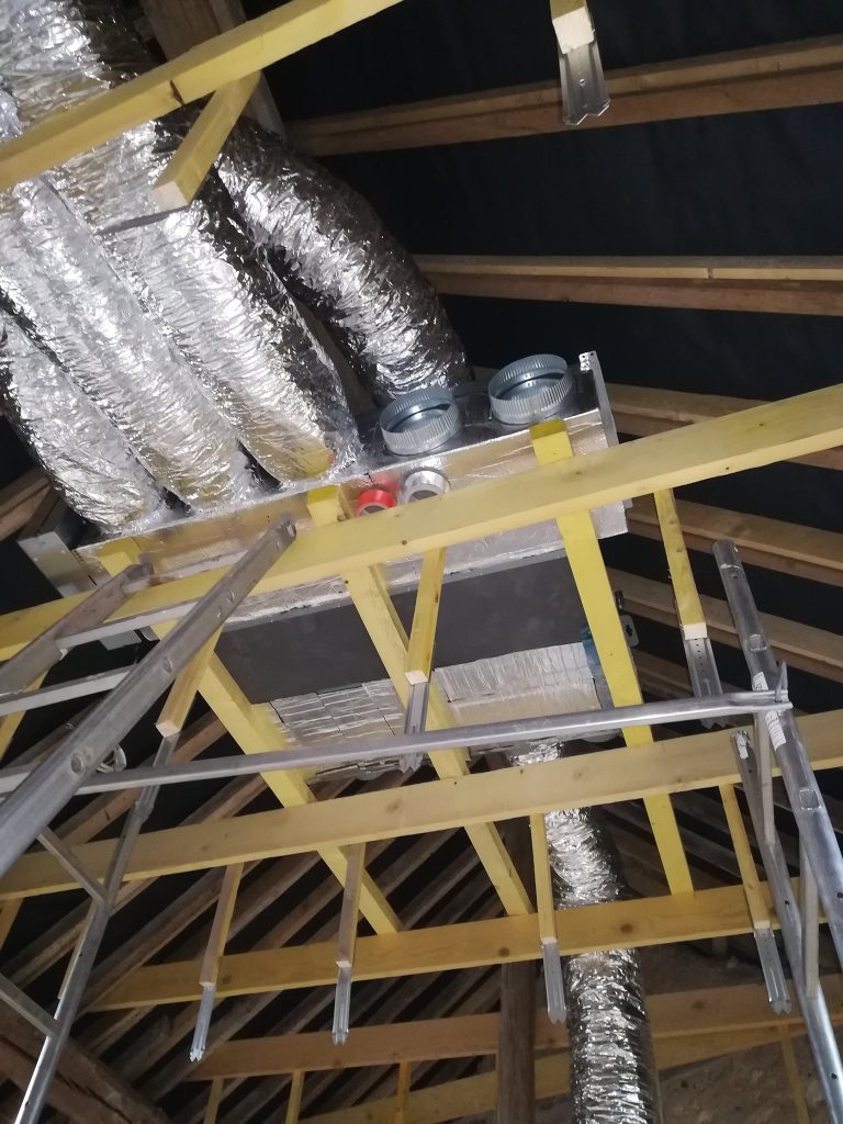 78103109_2868335843185571_269963708443131904_n